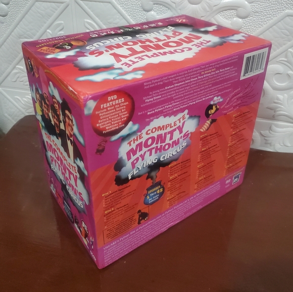 Monte Python flying circus DVD - Picture 2 of 4